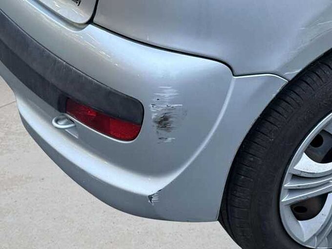 Peugeot 206 206+ 1.1i * MARCHAND OU EXPORT *