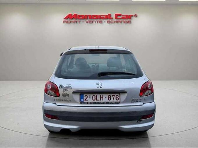 Peugeot 206 206+ 1.1i * MARCHAND OU EXPORT *